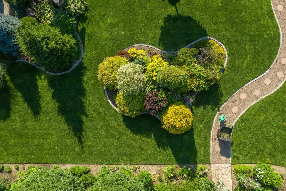 Top Landscape Design Trends for 2026 in Banner Elk